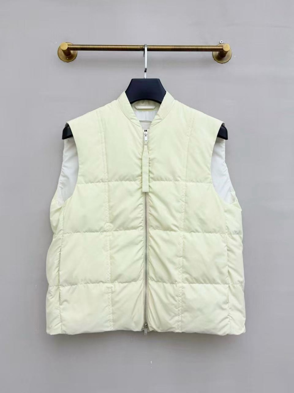 Jil Sander Men's Quilted Puffer Vest - Off-White